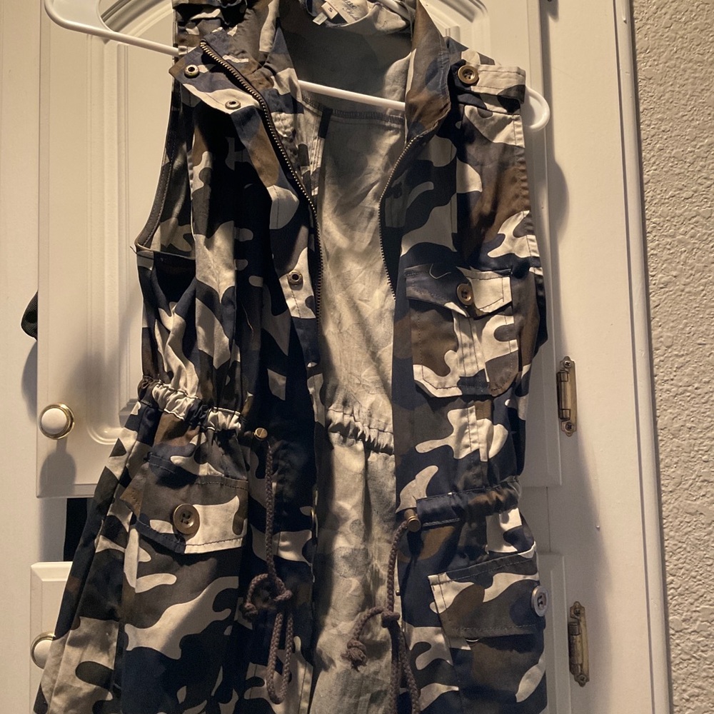 Army fatigue vest
